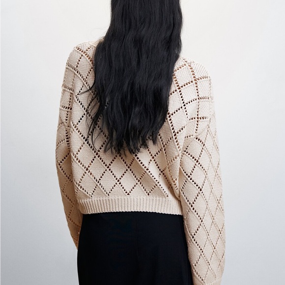 ✨LIKE NEW✨ Mango Aleta Cotton cropped openwork sweater - Picture 4 of 15